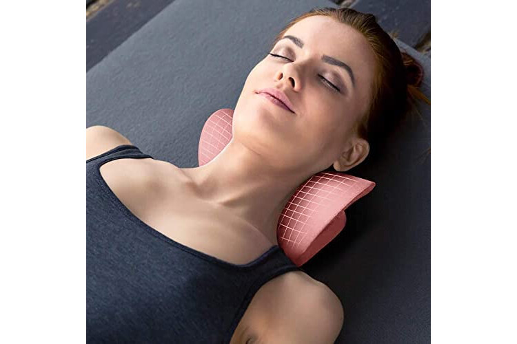 RESTCLOUD Neck and Shoulder Relaxer, Cervical Traction Device for TMJ Pain  Relief and Cervical Spine Alignment, Chiropractic Pillow, Neck  Stretcher(Pink) - Bitgree